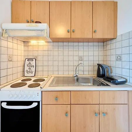 Dolphin Apartment *