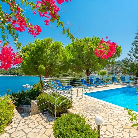 Апартаменты Dolphin Гайос