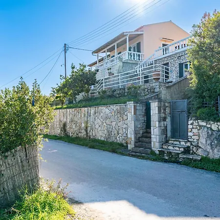 Апартаменты Dolphin *